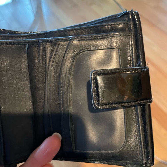 Authentic Salvatore Ferragamo Wallet - Picture 7 of 9
